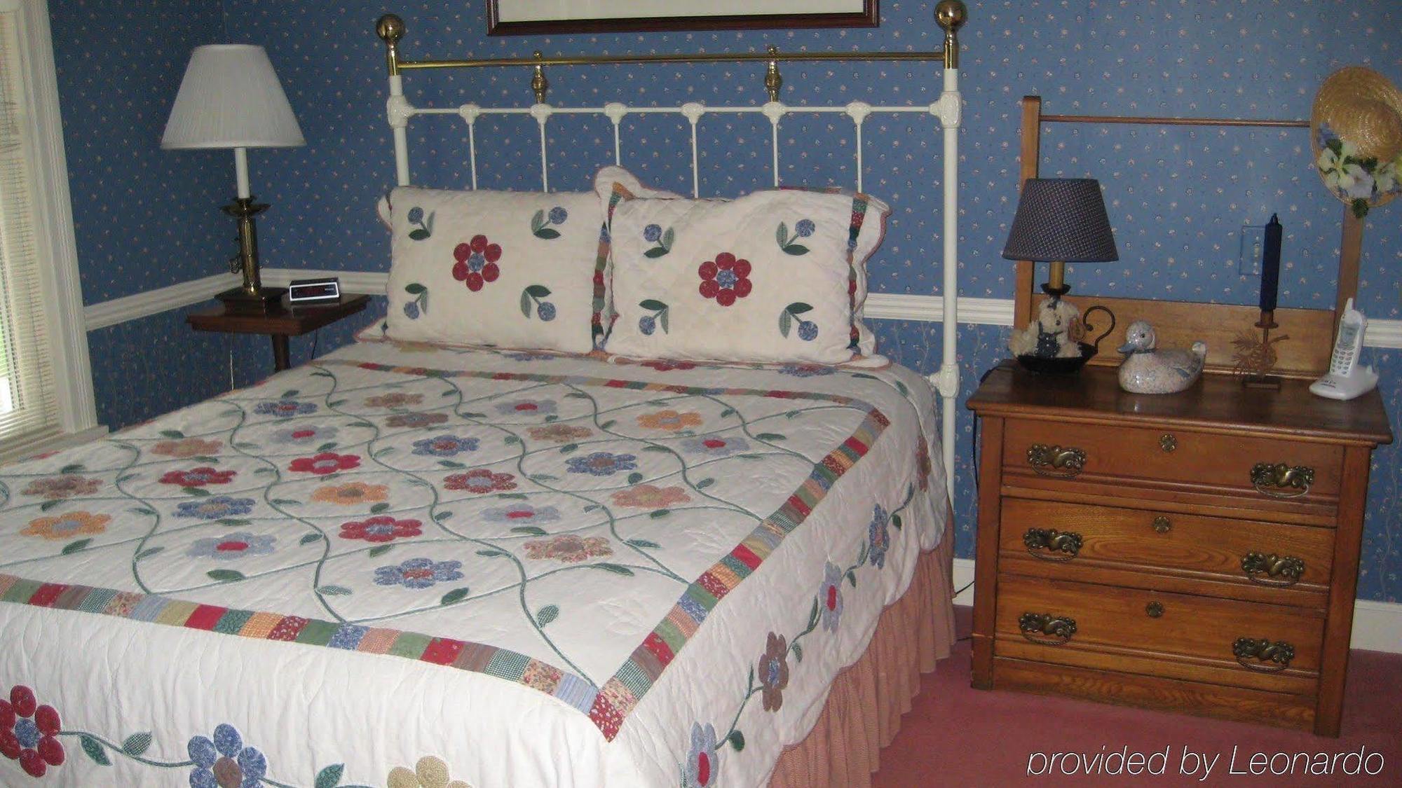 Water Street Inn Boyne City Chambre photo