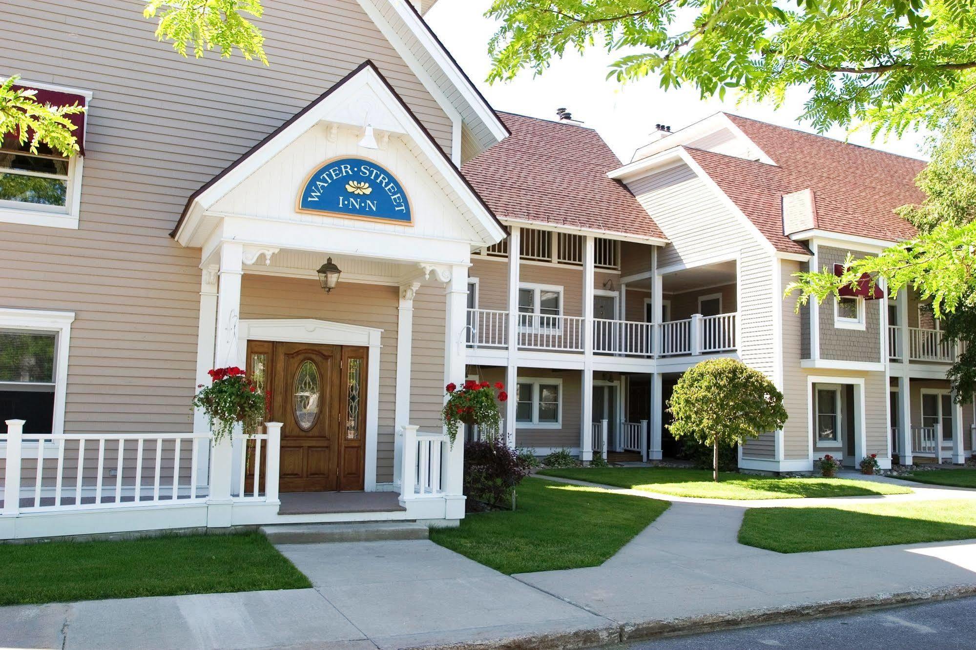 Water Street Inn Boyne City Extérieur photo