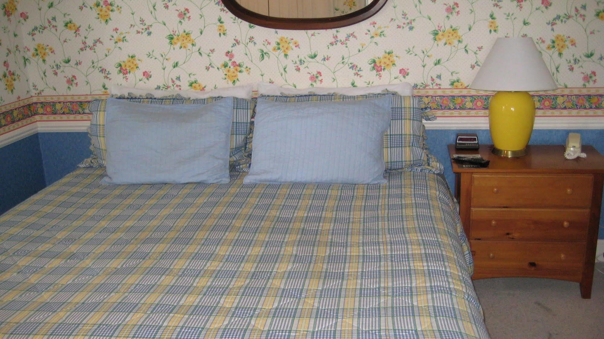 Water Street Inn Boyne City Extérieur photo
